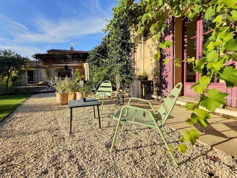 Вилла Bastide Uzes A Pied Piscine Vue Imprenable Havre De Paix Экстерьер фото